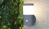 LED-Außenleuchtenserie 'Mira' von Flector im aktuellen Hellweg Prospekt für 33,99 €