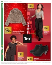 Promos Boléro Femme dans le catalogue "UN Noël POUR TOUS LES GOÛTS" de Carrefour à la page 8