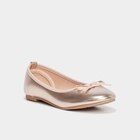Ballerines effet métallisé jaune or fille - LH - La Halle Ballerines effet métallisé jaune or fille - LH à 9,99 € dans le catalogue La Halle