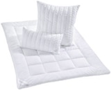 Aktuelle Kopfkissen Angebote bei XXXLutz Möbelhäuser in Aachen Aktuelles Ganzjahresbett „Antigua“ Angebot bei XXXLutz Möbelhäuser in Aachen ab 29,99 €