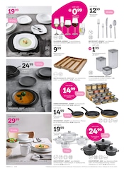 Aktueller mömax Prospekt mit Pfanne, "PINK SHOPPING WEEKS", Seite 14