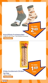 Aktueller Action Prospekt mit Socken, "kleine Preise, grosse Freude!", Seite 20