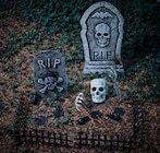 Kit Cimetière en promo chez Gifi Kit Cimetière dans le catalogue Gifi
