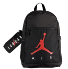 Sac à dos 17L + trousse - JORDAN en promo chez Intersport Sac à dos 17L + trousse - JORDAN dans le catalogue Intersport