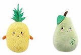 Peluche fruit en promo chez Intermarché Arles à 4,90 €