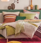 Satin-Bettwäsche „Blossom Stripes“ von COMO für 24,99 € bei Höffner im Angebot Satin-Bettwäsche „Blossom Stripes“ von COMO im aktuellen Höffner Prospekt