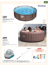 Promos Aspirateur dans le catalogue "VIVEZ VOTRE JARDIN." de Auchan Hypermarché Aspirateur en promo dans le catalogue Auchan Hypermarché à la page 37