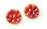 Tartelette fraises crème pâtissière en promo à 4,75 € chez Supermarchés Match Tartelette fraises crème pâtissière dans le catalogue Supermarchés Match