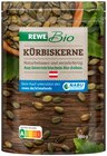 Aktuelle Nüsse Angebote bei REWE in Hamburg Aktuelles Kürbiskerne Angebot bei REWE in Hamburg ab 1,69 €