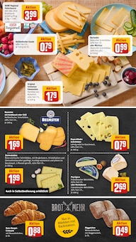 Brötchen im REWE Prospekt "Dein Markt" mit 30 Seiten (Moers)
