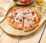 Promo Pizza Jambon Supérieur Champignons Mozzarella à 6,99 € dans le catalogue Intermarché Express à Talence