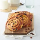 PAINS AUX RAISINS PUR BEURRE - SANS MARQUE en promo chez Auchan Hypermarché PAINS AUX RAISINS PUR BEURRE - SANS MARQUE dans le catalogue Auchan Hypermarché