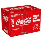 Mini canettes - COCA -COLA - Carrefour à Aubervilliers Mini canettes - COCA -COLA en promo chez Carrefour Aubervilliers à 3,89 €