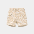Short poches avec rabat beige bébé garçon à 5,59 € dans le catalogue La Halle