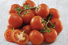Tomate ronde en grappe - Géant Casino à Mérignac Tomate ronde en grappe en promo chez Géant Casino Mérignac à 1,99 €