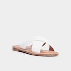 Promo Mules brides larges croisées blanc femme à 13,99 € dans le catalogue La Halle à Castelsarrasin