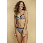 Slip "Daily micro" - DIM en promo chez Carrefour Slip "Daily micro" - DIM dans le catalogue Carrefour