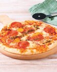 Pizza chorizo poivrons ou 4 fromages ou jambon speck mozzarella ou chèvre cendrée tomates en promo chez Super U Courbevoie à 3,75 €