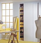 Porte de placard coulissante blanc veiné 2 vantaux - Optimum - Mr.Bricolage à Rennes Porte de placard coulissante blanc veiné 2 vantaux - Optimum en promo chez Mr.Bricolage Rennes à 59,90 €