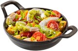 Lachs-Filetpfanne im Angebot bei REWE in Kiel Lachs-Filetpfanne Angebote von Eigene Herstellung bei REWE Kiel für 2,29 €