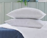 Lot de 2 taies d'oreillers satin 63x63cm dans le catalogue Super U