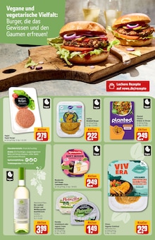 Schnitzel im REWE Prospekt "Dein Markt" mit 32 Seiten (Düsseldorf)