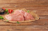 Frische Puten-Schnitzel Angebote bei REWE Passau für 1,44 €