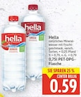 natürliches Mineralwasser mit Fruchtgeschmack von Hella im aktuellen E center Prospekt