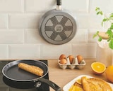 Promo Crêpière 28cm à 8,39 € dans le catalogue Super U à Bréhal