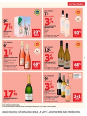 Promos Champagne dans le catalogue "LES TOPS" de Auchan Hypermarché Champagne en promo dans le catalogue Auchan Hypermarché à la page 7