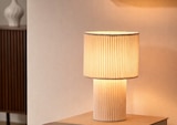 Lampe côtelée Jolina H.28cm dans le catalogue Maxi Bazar