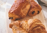 Promo Assortiment de viennoiseries pur beurre x4 à 1,79 € dans le catalogue Intermarché à Milly-la-Forêt
