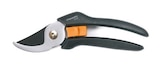 Solid Bypass-Gartenschere P121 von Fiskars für 9,99 € bei Netto mit dem Scottie im Angebot Solid Bypass-Gartenschere P121 von Fiskars im aktuellen Netto mit dem Scottie Prospekt