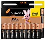 Lot de 18 piles Duracell Plus 100% AA/LR6 en promo chez Carrefour Champigny-sur-Marne à 9,89 €