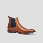Boots chelsea en cuir marron cognac homme en promo chez La Halle Boots chelsea en cuir marron cognac homme dans le catalogue La Halle