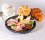Kleines Französisches Frühstück im XXXLutz Prospekt Kleines Französisches Frühstück im aktuellen XXXLutz Prospekt für 4,90 €
