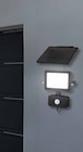 Projecteur d’extérieur solaire led à détecteur de mouvement ip44 600 lm - TUNNELOIR en promo chez Castorama Projecteur d’extérieur solaire led à détecteur de mouvement ip44 600 lm - TUNNELOIR dans le catalogue Castorama