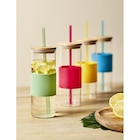 Gobelet en verre et bambou avec silicone bleu Ø6,5xH18cm en promo chez Gifi Gobelet en verre et bambou avec silicone bleu Ø6,5xH18cm dans le catalogue Gifi