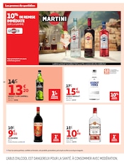 Promos Bière dans le catalogue "OFFRES DU MOMENT" de Auchan Supermarché Bière en promo dans le catalogue Auchan Supermarché à la page 20