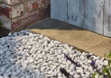 Gravier marbre de carrare blanc 25 kg - Brico Dépôt à Dieppe Gravier marbre de carrare blanc 25 kg en promo chez Brico Dépôt Dieppe à 16,90 €