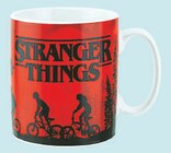 STRANGER THINGS MUG 500 ML ET AUTOCOLLANT | 8 ans dans le catalogue JouéClub