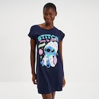 Chemise de nuit manches courtes Stitch bleu marine femme à 17,99 € dans le catalogue La Halle