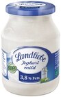 Joghurt Heidelbeere im Angebot bei REWE in Meerbusch Joghurt Heidelbeere Angebote von Landliebe bei REWE Meerbusch für 1,19 €