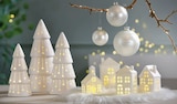 Tannenbaum mit LED im Angebot bei Möbel Inhofer in Erding Tannenbaum mit LED Angebote bei Möbel Inhofer Erding für 1,99 €