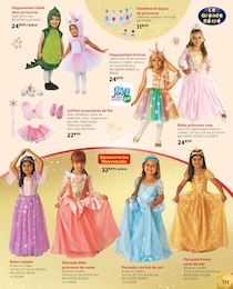 Offre Robe Noël Enfant dans le catalogue La Grande Récré du moment à la page 113