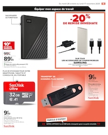 Promo Clé Usb dans le catalogue Carrefour du moment à la page 21