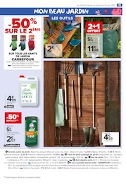 Offre Outils De Jardin dans le catalogue Carrefour Market du moment à la page 15