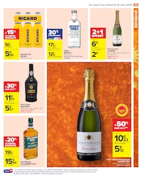 Offre Absolut Vodka dans le catalogue Carrefour Market du moment à la page 55