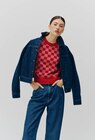 Pull manches courtes motif vichy en promo chez Monoprix Margaret Pull manches courtes motif vichy dans le catalogue Monoprix Margaret