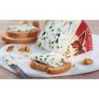 Roquefort PAPILLON A.O.P. - PAPILLON en promo chez Carrefour Roquefort PAPILLON A.O.P. - PAPILLON dans le catalogue Carrefour